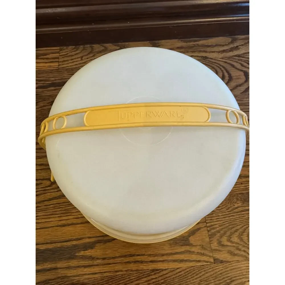 6 Pc Tupperware Set 1970s Cake And Pie Keeper Carrier Harvest Gold Vintage Retro